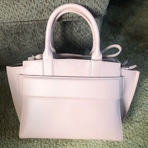 NWT beautiful pink purse